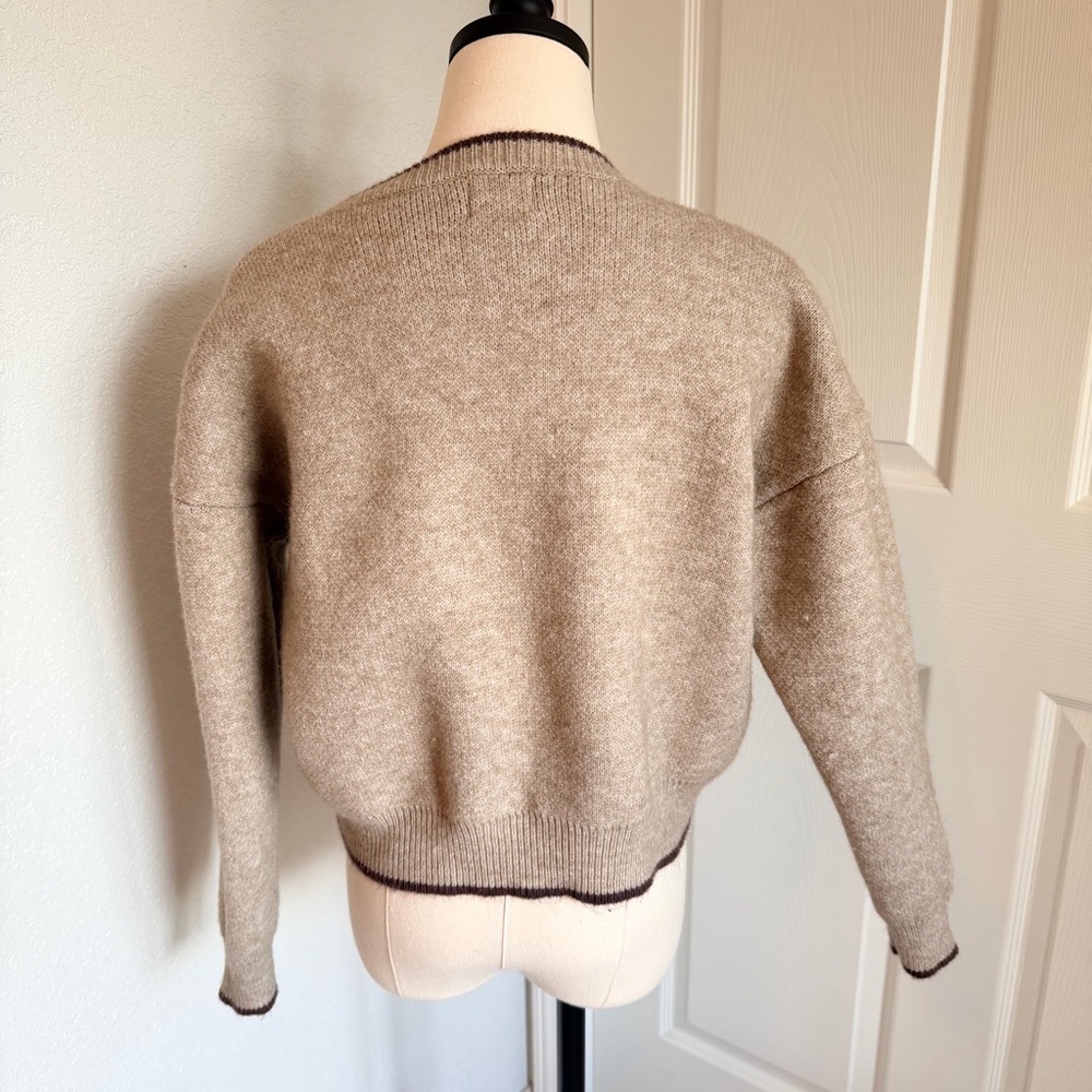 Horse Sweater - Picture 2 of 4